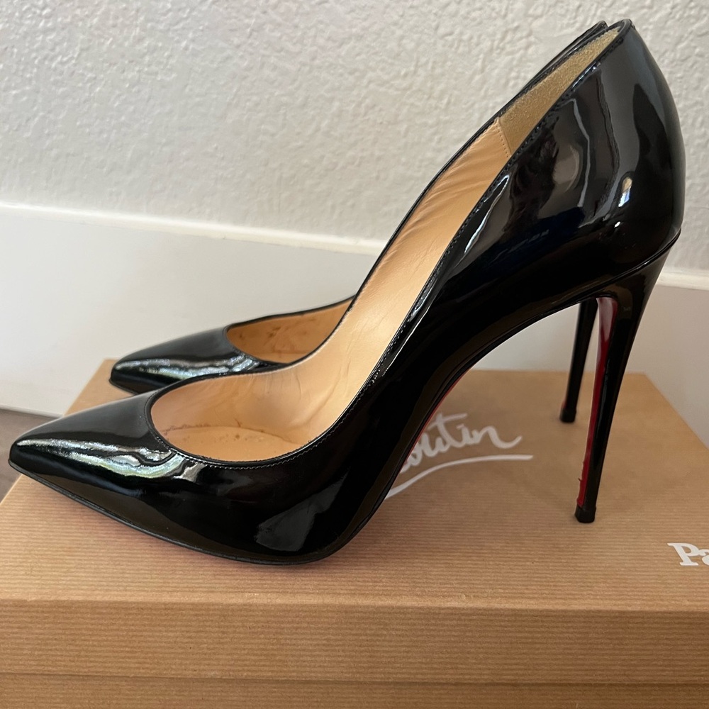 Christian Louboutin Pigalle Follies 100 mm Pumps - Patent calf - Black